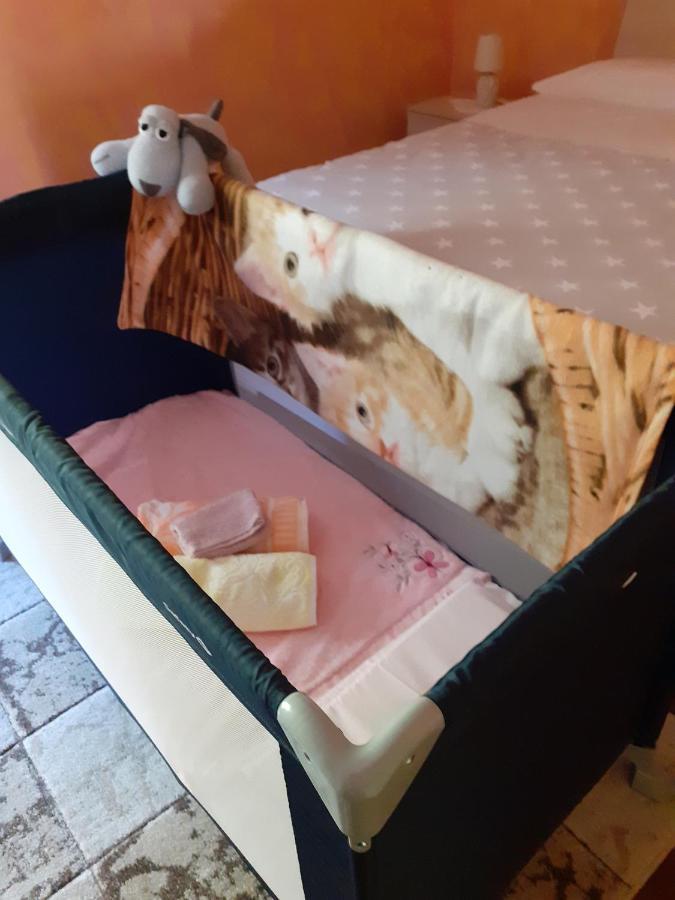 夏特林Chez Margot公寓 外观 照片