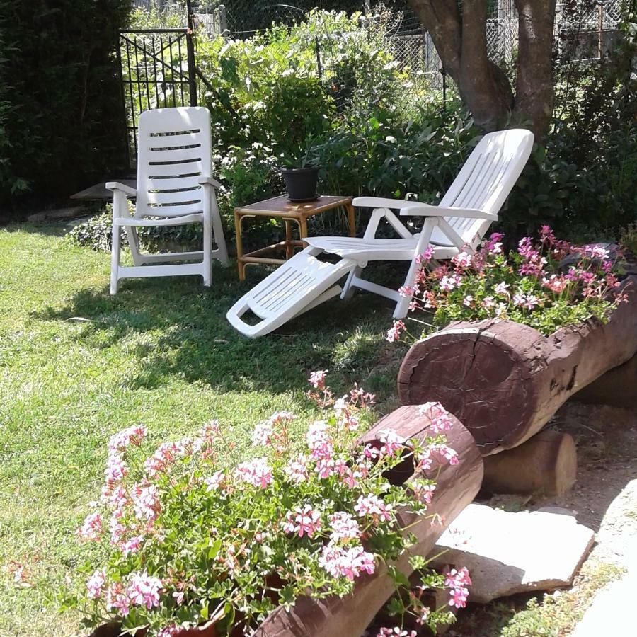 夏特林Chez Margot公寓 外观 照片